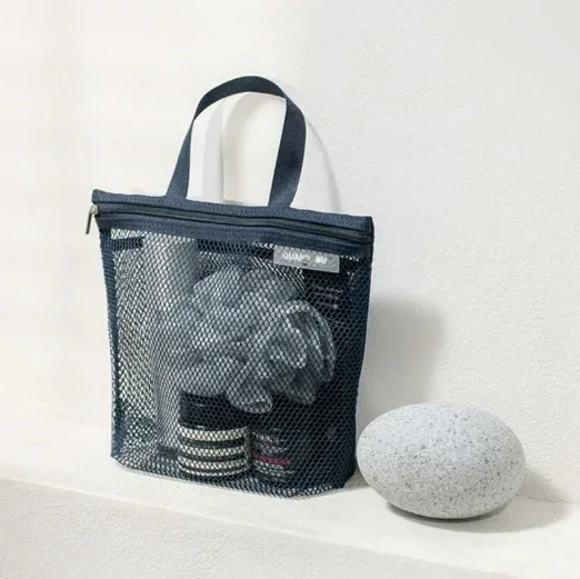 sac de maquillage portable de voyage, sac de rangement en maille pour salle de bain et fitness, nouveau modèle de trousse de toilette pour articles divers