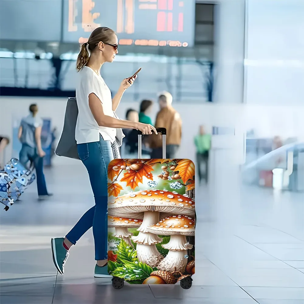 1 housse de bagage à imprimé champignons et châtaignes de la forêt d'automne. Convient aux valises de 18 à 32 pouces ; protège efficacement vos bagages