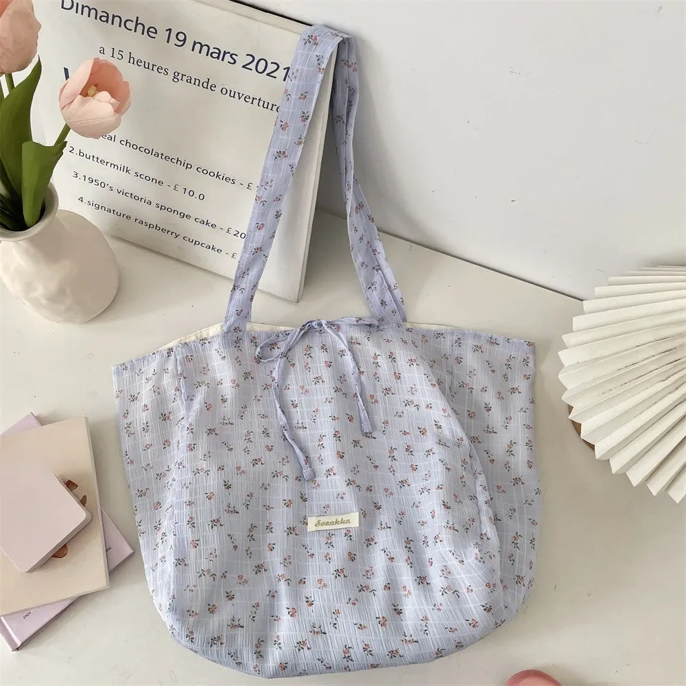 sac de shopping polyvalent pour femmes, sac à bandoulière simple en mousseline de soie imprimé floral frais et doux, fourre-tout de grande capacité pour classe d'étudiant