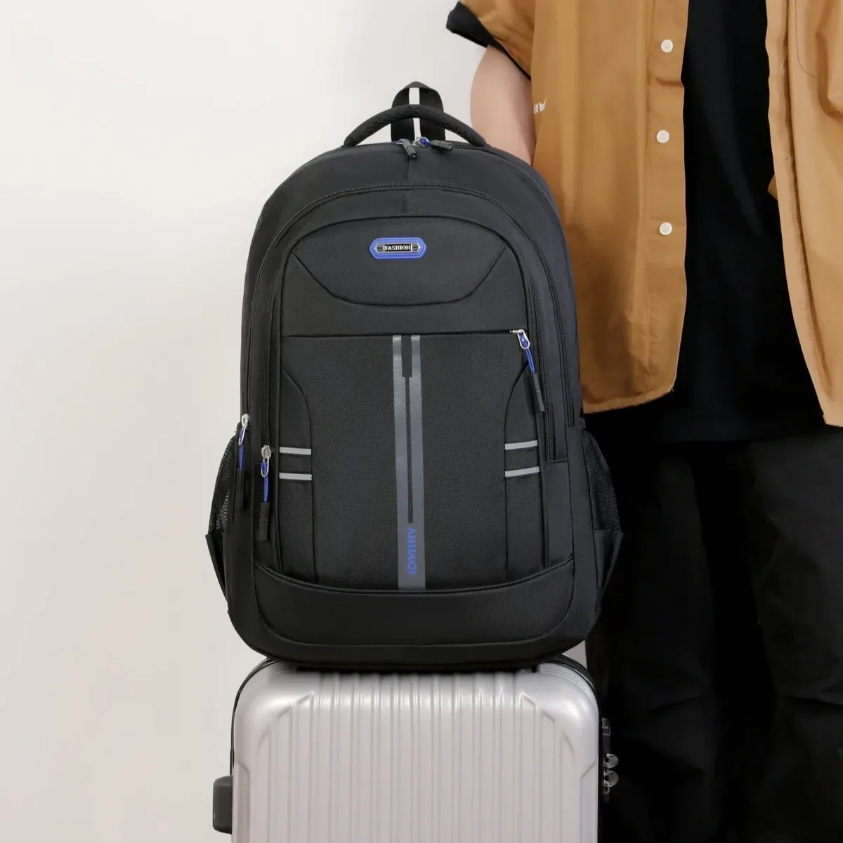 le plus récent sac à dos d'ordinateur d'affaires de grande capacité sac à dos de voyage étanche sacs à bandoulière doubles pour lycée en vente