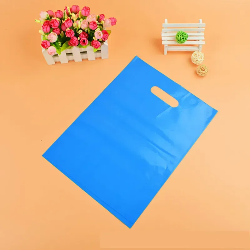 50 sacs en plastique vierges pour bijoux, grands sacs de shopping en plastique, petits sacs d'emballage pour cadeaux (pour impression de logo, il faut 200 pièces)