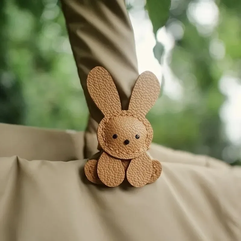 1 pièce breloque de sac lapin mignon - cuir synthétique léger avec boucle en acier inoxydable, motif lapin adorable pour sacs à dos