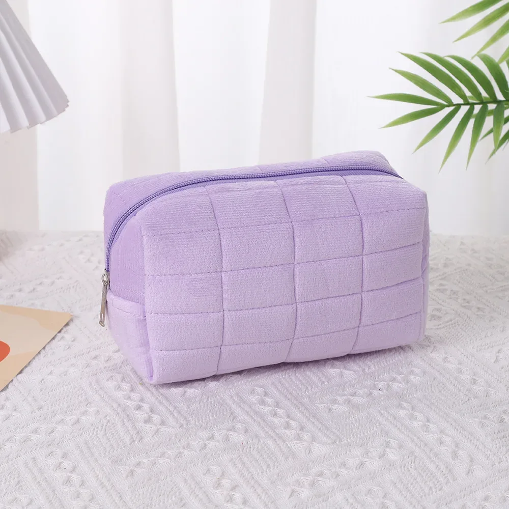 sac de maquillage en peluche mignon, sac à cosmétiques pour femmes, organisateur de soins de la peau, trousse à crayons de grande valeur pour étudiantes, trousse de toilette de voyage, porte-monnaie à fermeture éclair
