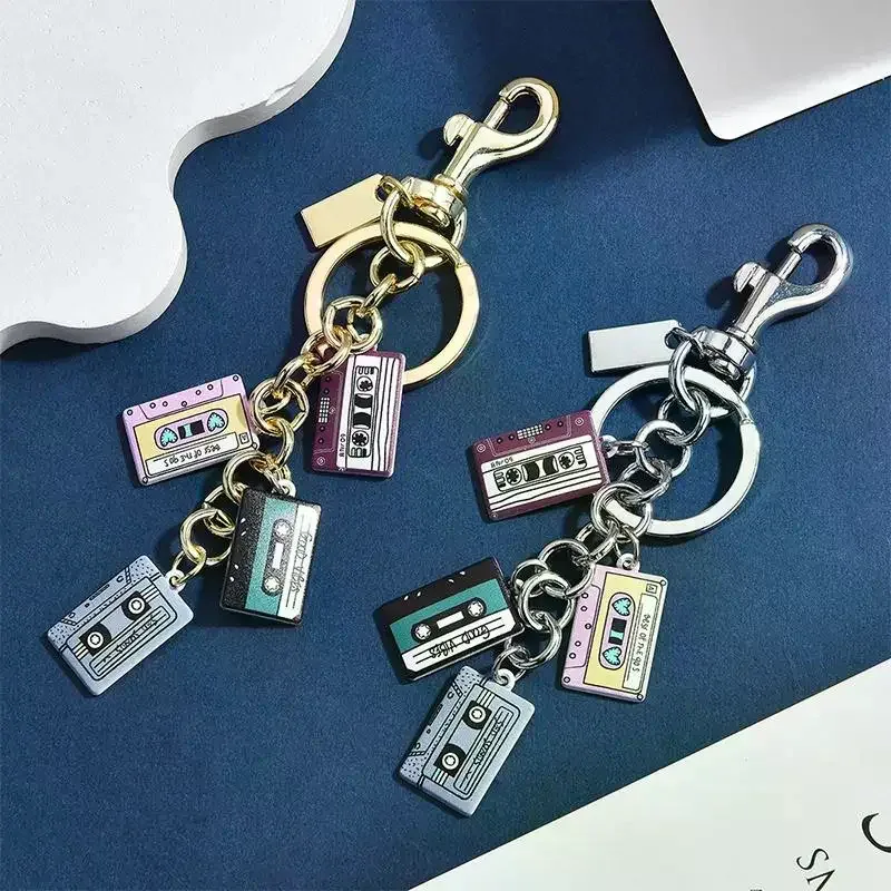 porte-clés vintage en forme de cassette rétro années 90 et 80, accessoires pour femmes et filles, breloques pour sacs à dos et sacs à main