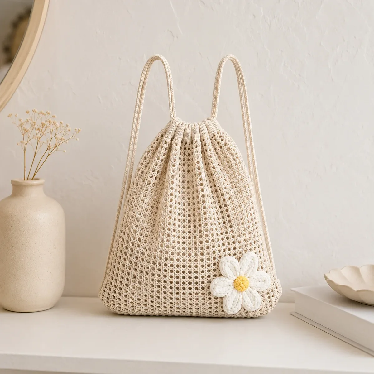 sac à dos en crochet pour femme avec cordon de serrage et motif marguerite, sac à bandoulière léger en tricot ajouré pour les voyages, la plage et l'usage quotidien