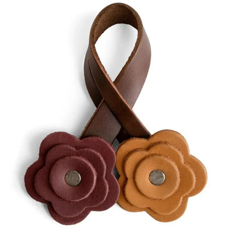 breloque de sac en cuir pu motif rose vintage, accessoire de sac fleur uni fait main, pendentif décoratif pour sac fourre-tout ou bandoulière