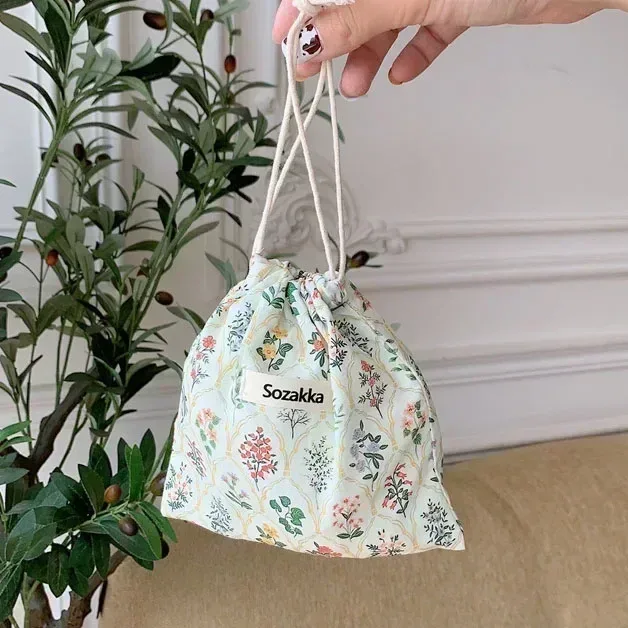 sac de maquillage mignon, cadeau de noël, organisateur de bijoux de bonbons, sac de rangement floral en coton et lin, pochette de rangement de finition pour femmes