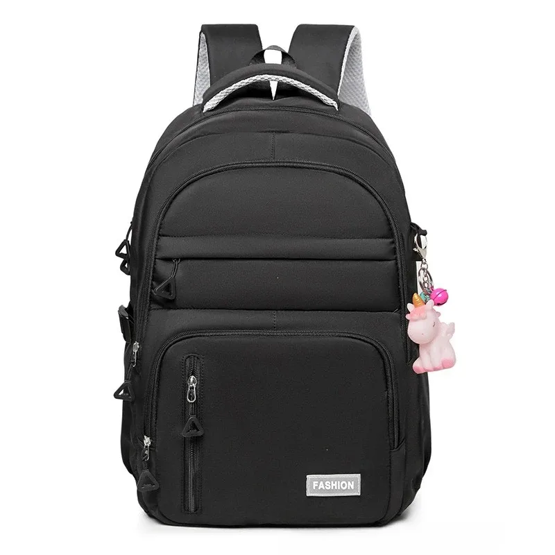 sac à dos léger grande capacité pour étudiants, idéal pour les amateurs de sports de plein air et de voyage, avec compartiment pour ordinateur intégré pour l'école