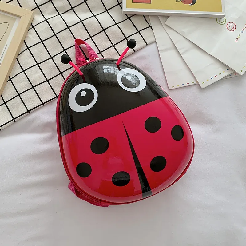 cartables pour enfants à coque rigide avec motifs de coccinelle de dessin animé, sacs à dos pour garçons et filles dans les jardins d'enfants pour la classe