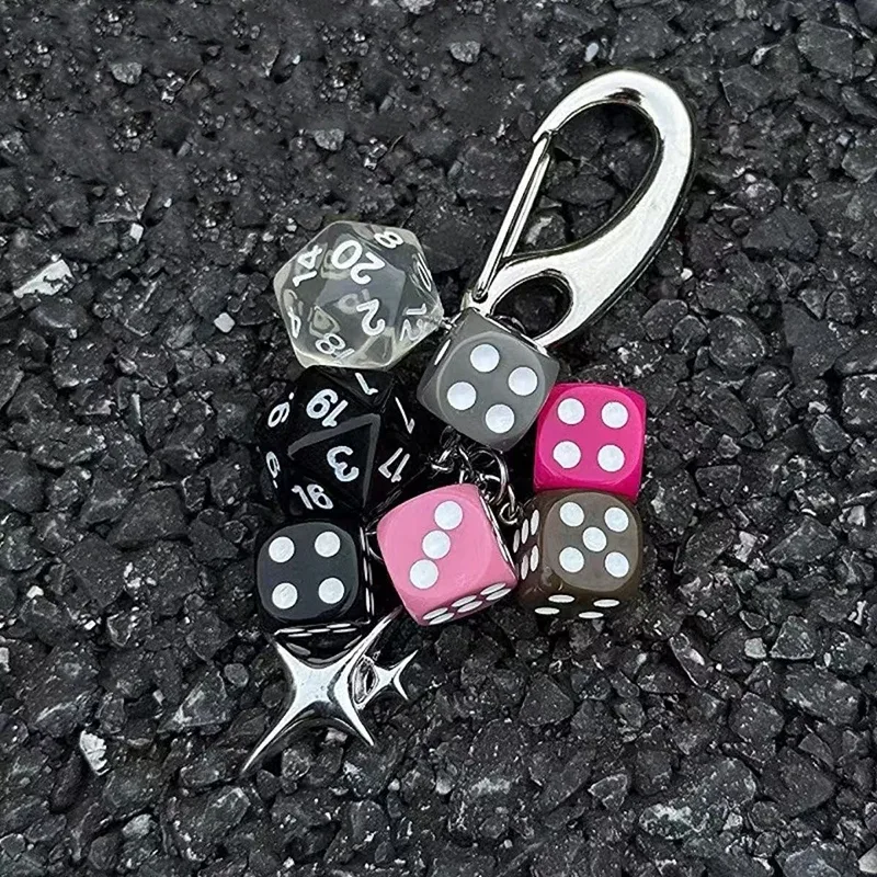 porte-clés dés irréguliers vintage, breloque de sac, personnalité y2k, boucle à nœud en fer en métal, nouveauté, sac à dos, accessoires de décoration, cadeau