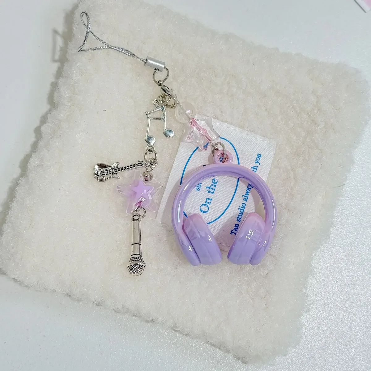 écouteurs de musique noirs, chaînes pour téléphone portable, petit pendentif musical à bouton-poussoir, pendentif créatif de décompression pour sac à dos, porte-clés