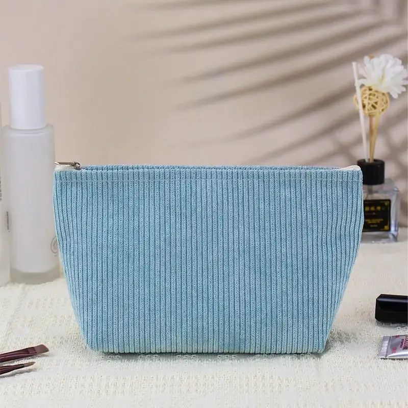 trousse de toilette de voyage en velours côtelé, organiseur de cosmétiques avec pochette pour serviettes hygiéniques, design mignon pour femmes