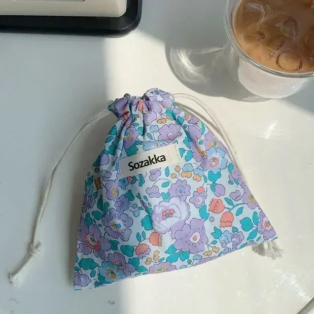 sac de maquillage mignon, cadeau de noël, organisateur de bijoux de bonbons, sac de rangement floral en coton et lin, pochette de rangement de finition pour femmes