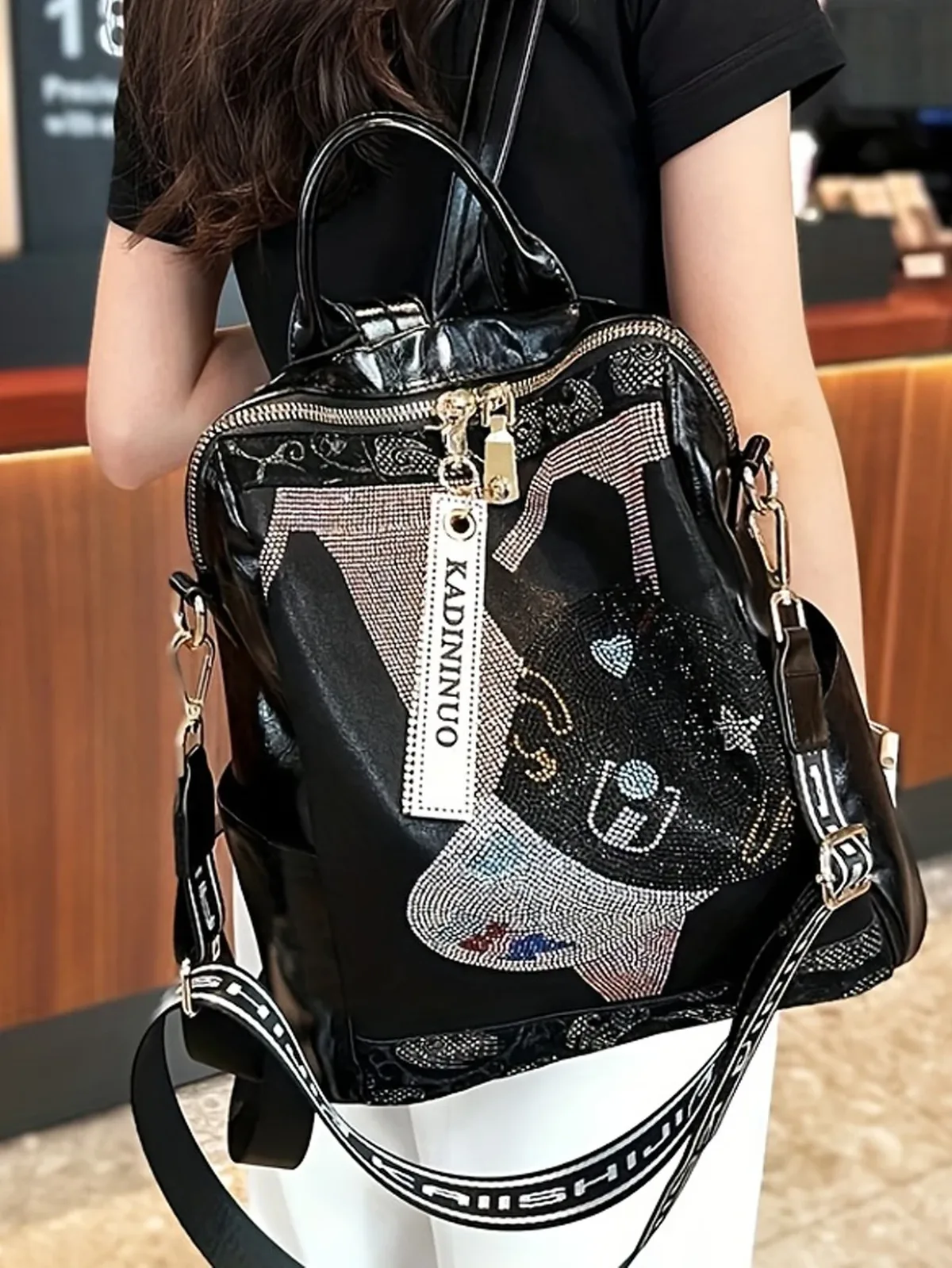 Sac à dos à la mode et polyvalent, nouveau sac à bandoulière décontracté en cuir de grande capacité avec strass