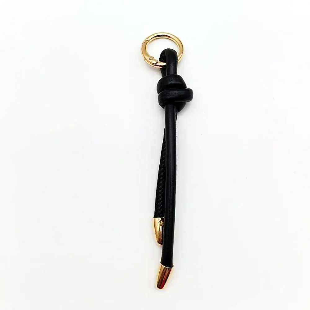 1 pièce de nouveau porte-clés pendentif, accessoires diy pour vêtements et bagages, accessoires de valise, cordon en cuir pour couple, simple et créatif.