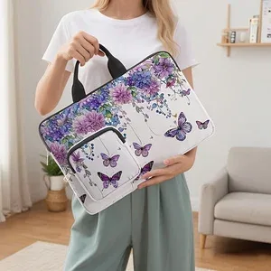 sac à main pour ordinateur portable à motif floral de papillons violets et d'hortensias, étui antichoc pour ordinateur portable avec poche avant pour les voyages et le bureau.