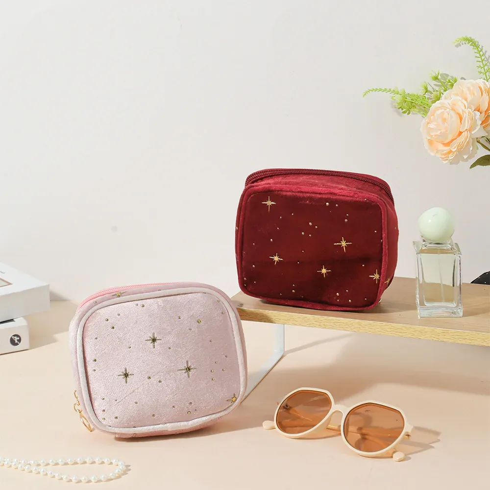 mini sac à cosmétiques carré mignon pour femmes, écouteurs portables, rouge à lèvres, serviettes hygiéniques, pochette de rangement, petits sacs de maquillage à fermeture éclair