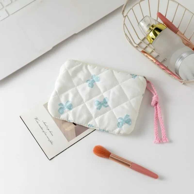 sac à cosmétiques avec nœud mignon, sac à cosmétiques à fermeture éclair pour femmes, petit étui de rangement pour rouge à lèvres, trousse de maquillage, sacs pour cartes de voyage pour dames