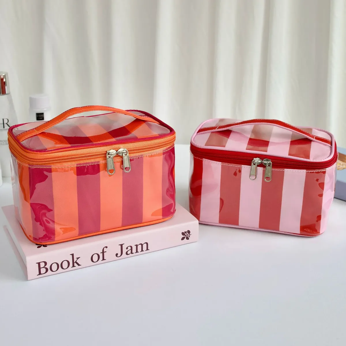 sac cosmétique brillant à rayures en pvc, très populaire, grande capacité, sac de toilette portable, sac de rangement de voyage imperméable
