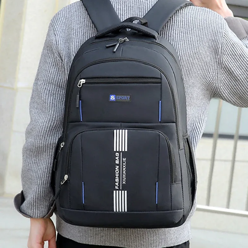 sac à dos minimaliste pour hommes, sac à dos léger en nylon avec plusieurs compartiments de rangement pour l'école et les voyages de week-end