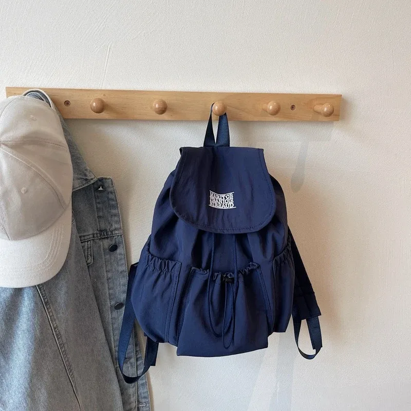 sac à dos décontracté pour étudiantes, grande capacité, pour femmes, nouveau sac de transport en plein air, léger, design simple, multifu, 2026