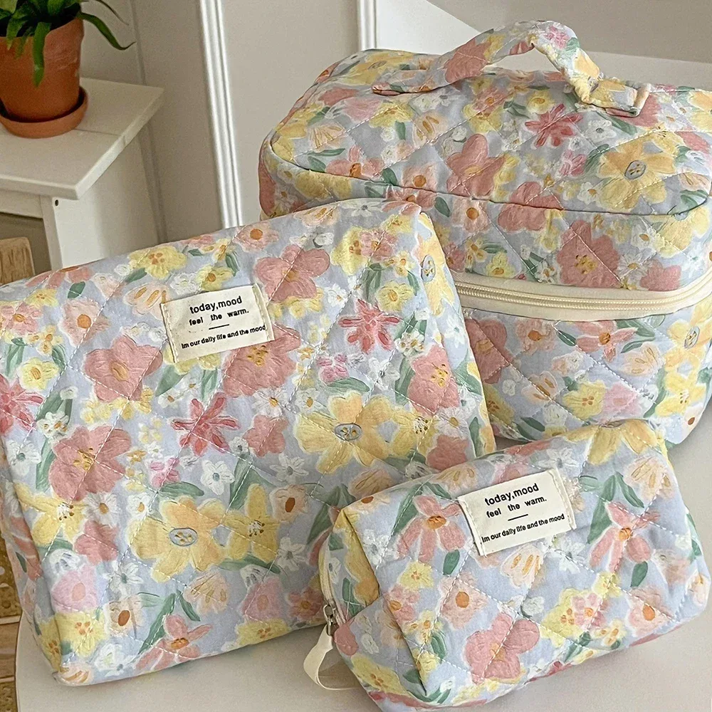 2025 nouveau 3 sacs ensemble femmes sac de maquillage grande capacité cosmétique toilette pochette de rangement sac à main maquillage carré fermeture éclair quilting sac