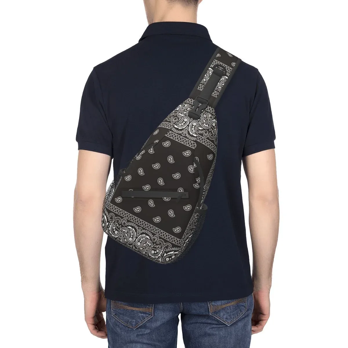 sac à bandoulière bandana paisley noir pour sac à dos à bandoulière sac de poitrine décontracté sac à dos pour randonnée marche vélo voyage cyclisme