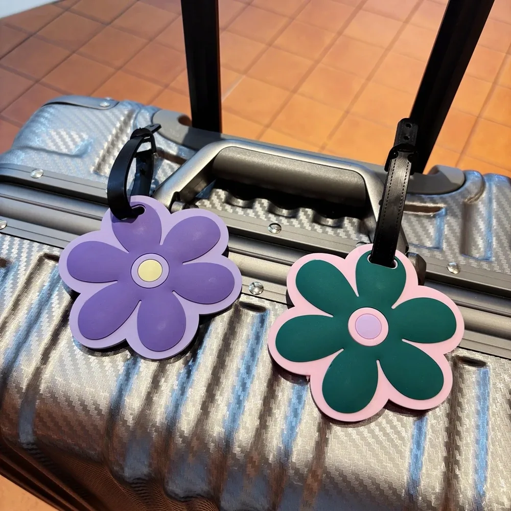 étiquette bagage pvc florale personnalisable rose violet rouge vert centre blanc pendentif anti perte accessoire voyage