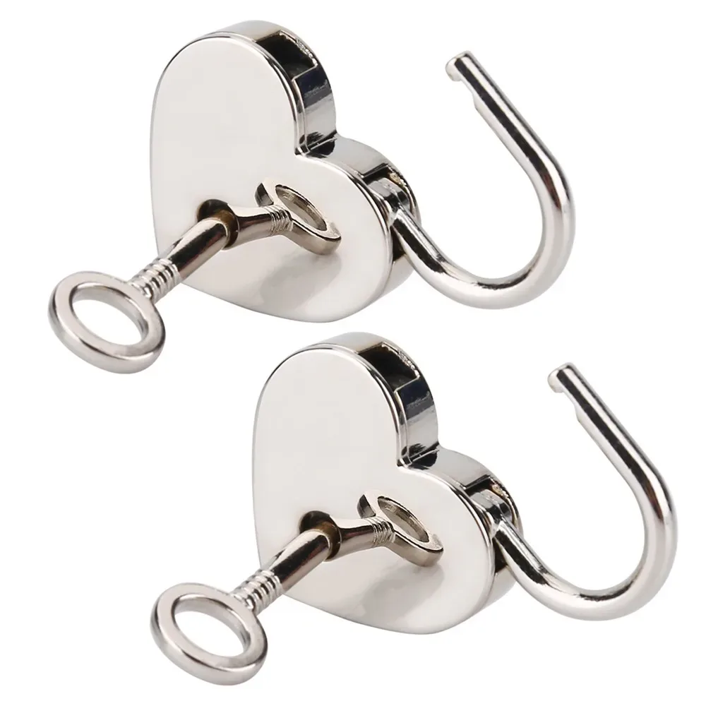 cadenas en forme de cœur argenté, petite taille, mini cadenas avec clé, construction en métal, cadenas en métal pour bagages, 2 pièces