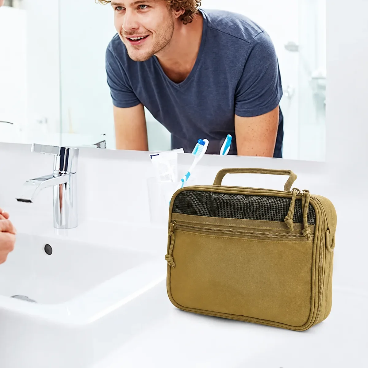 trousse de toilette tactique pour hommes, trousse de rasage et d'hygiène suspendable utilitaire pour voyage, pochette tactique molle edc