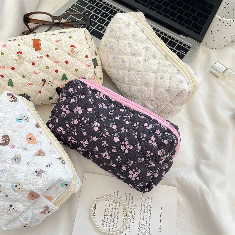 sacs à cosmétiques à brosse carrée de dessin animé mignon, sac de maquillage à fleurs roses pour femmes, organisateur de voyage, pochette à cosmétiques, trousse à crayons pour filles