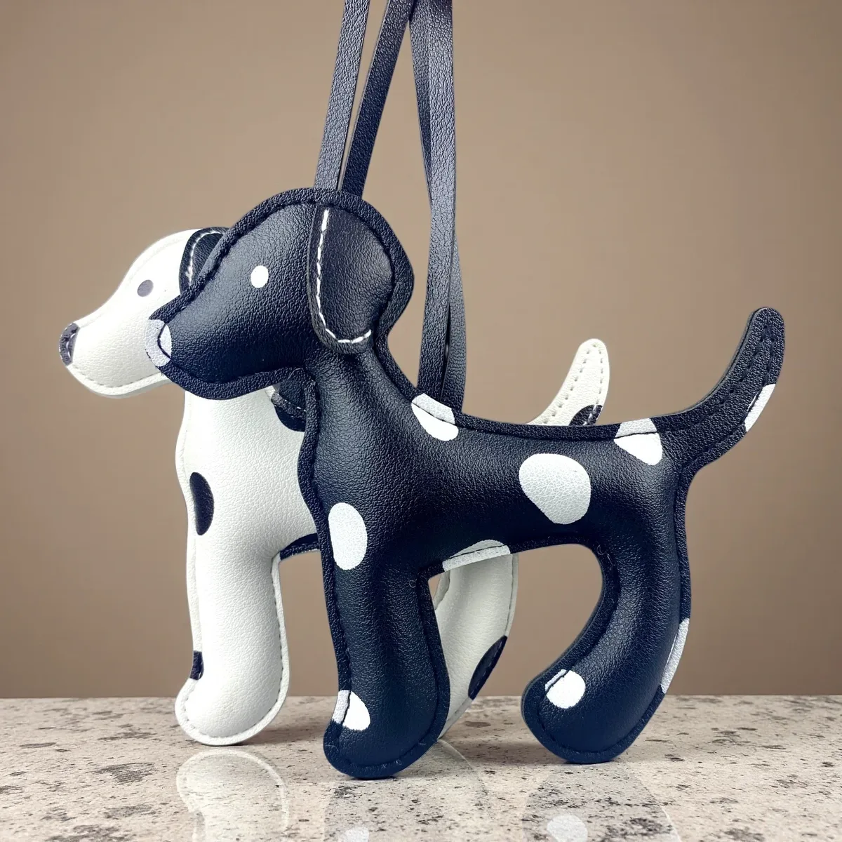 porte-clés en cuir pu dalmatien tacheté, grand breloque pour sac à main, sac à dos, cadeau pour les amoureux des chiens, cuir pu