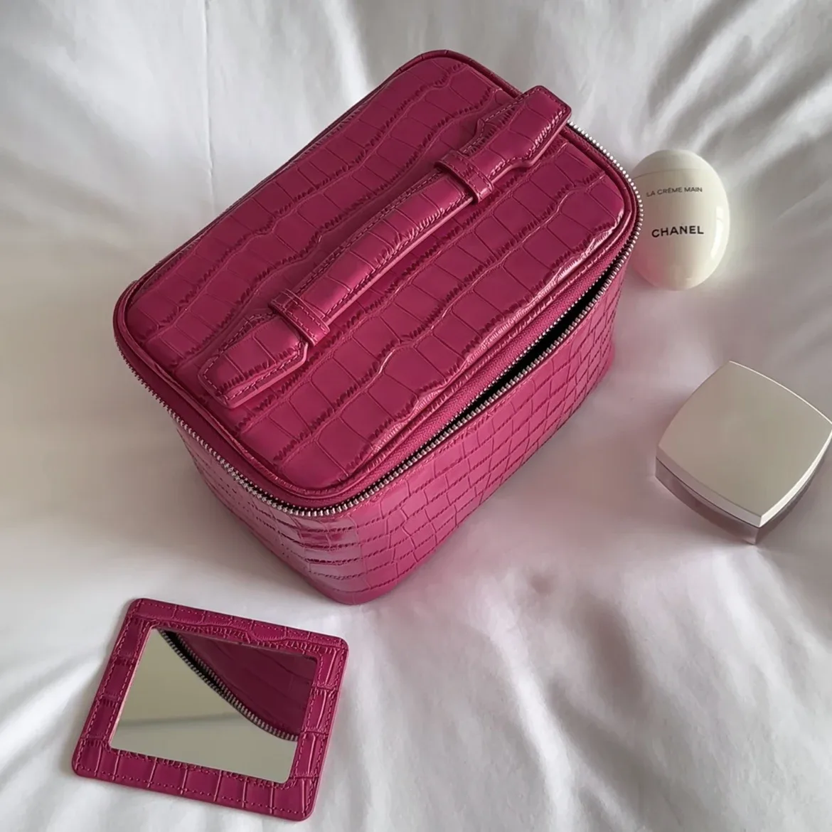 sac à cosmétiques en cuir de vachette à motif crocodile, rouge rose, luxe léger, en cuir véritable, pour femmes, portable, pour le voyage, trousse de toilette