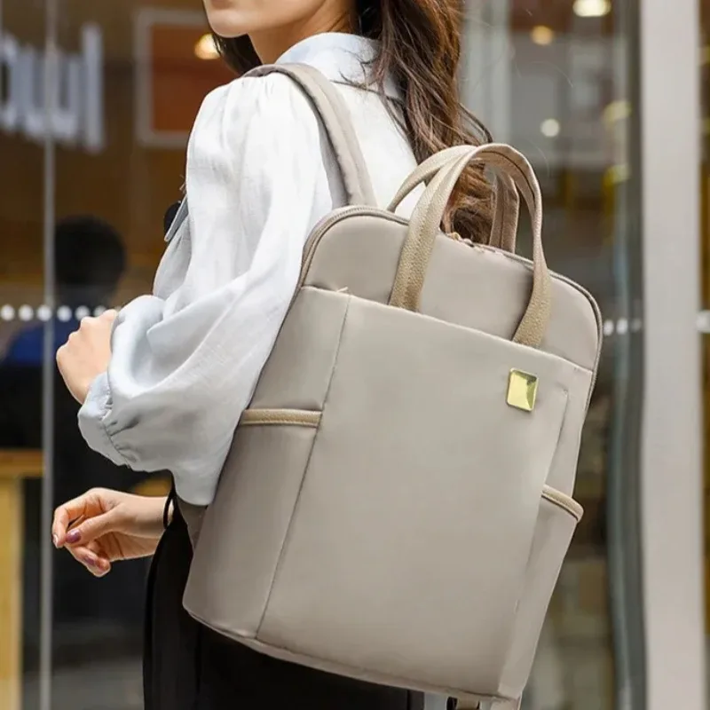 Sac à dos en tissu Oxford pour femmes, grande capacité, léger, idéal pour les trajets professionnels, le rangement d'ordinateurs portables pour étudiants, les voyages et l'utilisation en extérieur