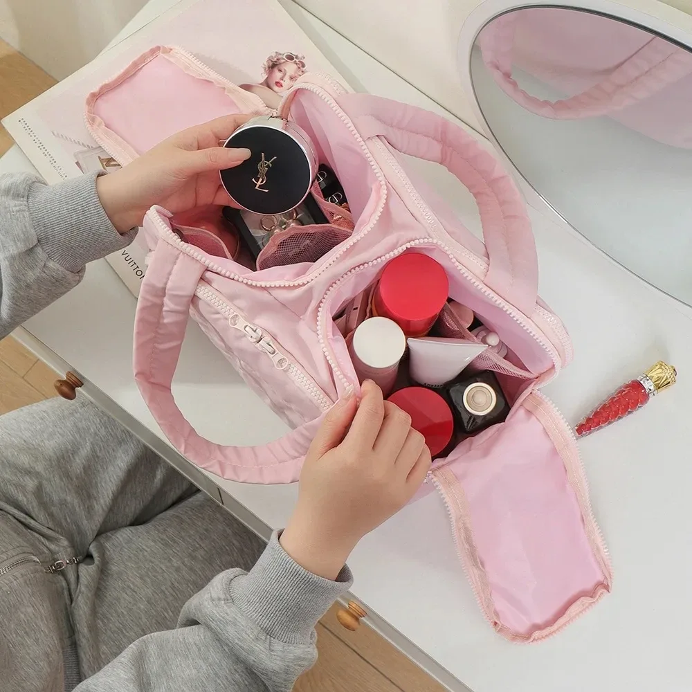 Grande trousse de maquillage de voyage 180 ° Organisateur de toilette à large ouverture, trousse à cosmétiques rembourrée résistante à l'eau avec poignée pour bouteilles pleines grand format