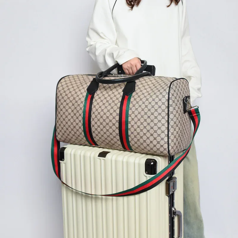 Sac de voyage unisexe tendance, sac de sport imperméable de haute qualité, grande capacité, sac de cabine professionnel, sacs à main de luxe de créateur
