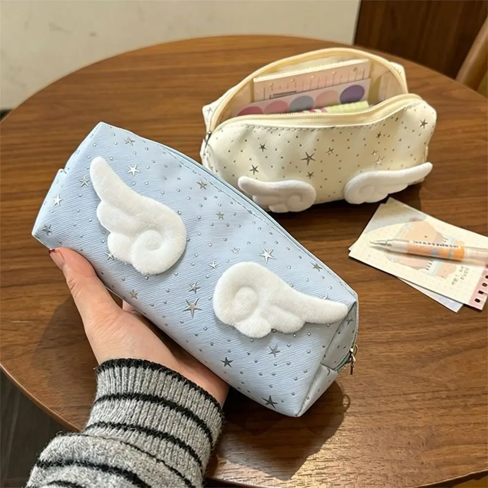 Grande trousse de toilette en peluche 3D avec décor ange, pochette de maquillage portable avec sangle de transport, organiseur de voyage pour filles