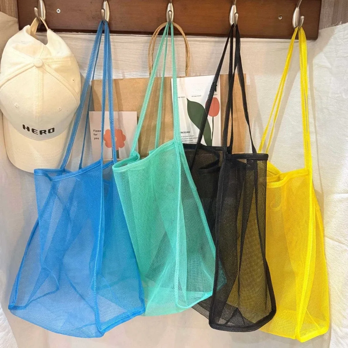 Sac de plage en maille 1 pièce, grande pochette cosmétique, sac de plage familial pour jouets et essentiels de vacances