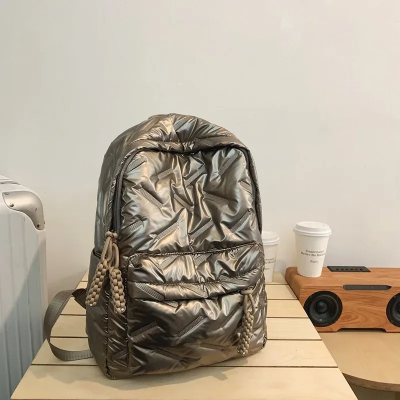 sac à dos décontracté de grande capacité, simple, unisexe, tendance, polyvalent, petit sac à dos de niche, haute valeur esthétique