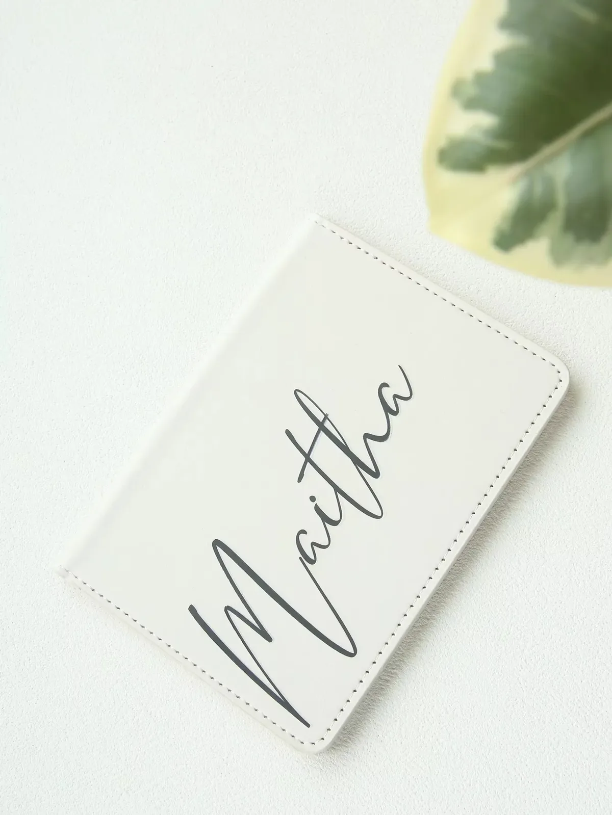 housse de passeport en cuir personnalisée avec nom, porte-documents et cartes chic avec monogramme personnalisé, accessoire de voyage unique, cadeaux de noël