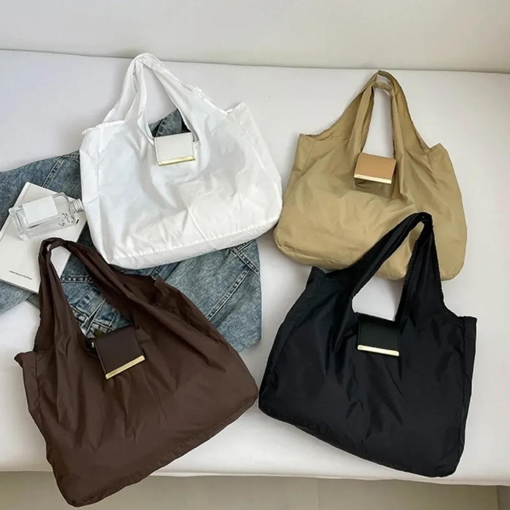 Mini sac fourre-tout porte-clés réutilisable, grande capacité, sac de courses pliable et écologique, porte-clés, sac léger extensible et réutilisable