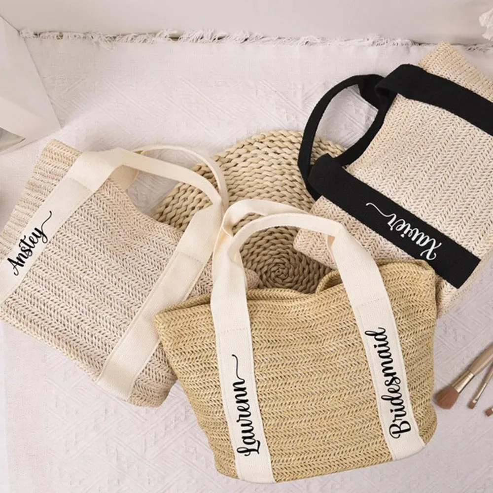 sac fourre-tout tissé en paille avec texte personnalisé, cadeaux de demoiselle d'honneur personnalisés, cadeaux de fête d'enterrement de vie de jeune fille, sac de plage en toile de jute