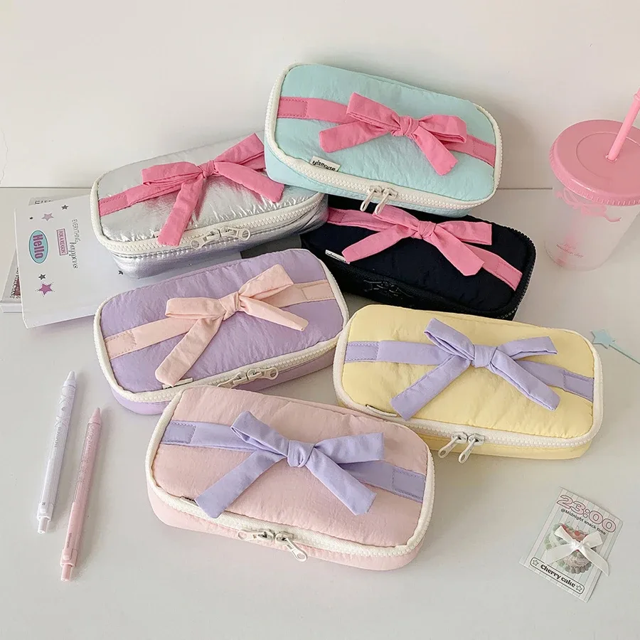 kit d'outils de beauté pour femme bow-tie, sac multifonctionnel, nouveau sac de maquillage et de toilette portable pour femme, sac de rangement de voyage, sensation haut de gamme, idéal pour un usage personnel et comme cadeau