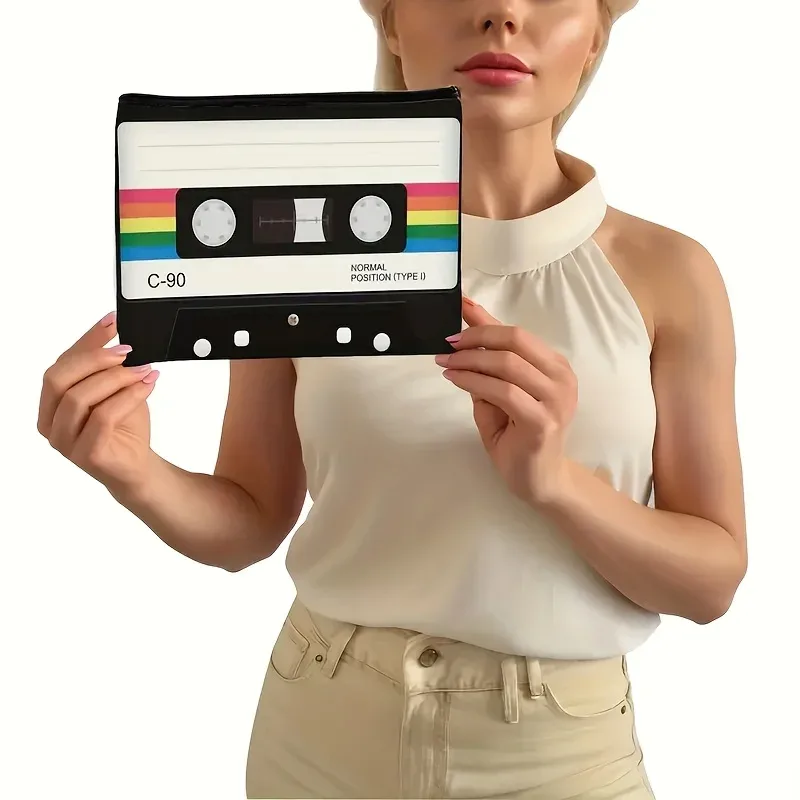 fermeture à glissière de sac cosmétique de bande de cassette rétro en polyester léger, conception nostalgique pliable des années 80/90 pour le sac de voyage des femmes