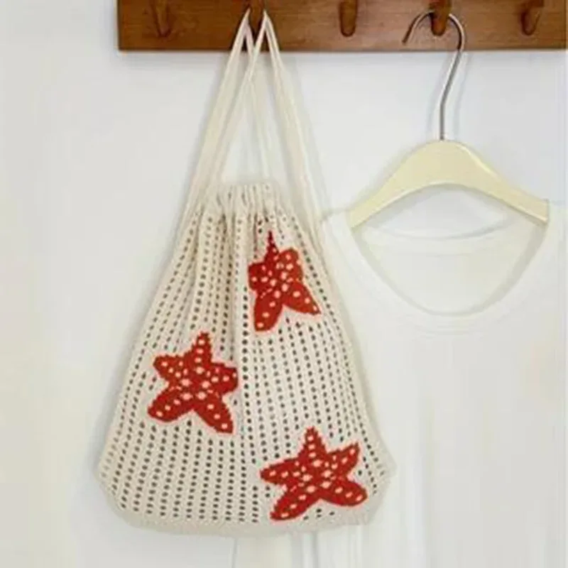 sac à dos tendance en maille brodée étoile de mer ajourée - grande capacité avec cordon de serrage, motif étoile de mer orange, peut contenir un ballon de basket, un ballon de football et des équipements de camping, en fibre de polyester beige, idéal pour les accessoires de vacances en plein air, style décontracté, sac à dos de rangement multifonctionnel, sac de rangement parfait pour les vacances, sac de rangement pour ballon de football, sac à dos cadeau pour célébrations et commémorations, unisexe, adapté à toutes les saisons