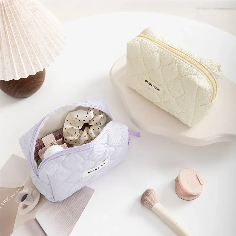 nouveau sac de rangement octogonal pour maquillage, pochette de voyage, sac de rangement de couleur unie, grande capacité, sac cosmétique haut de gamme.