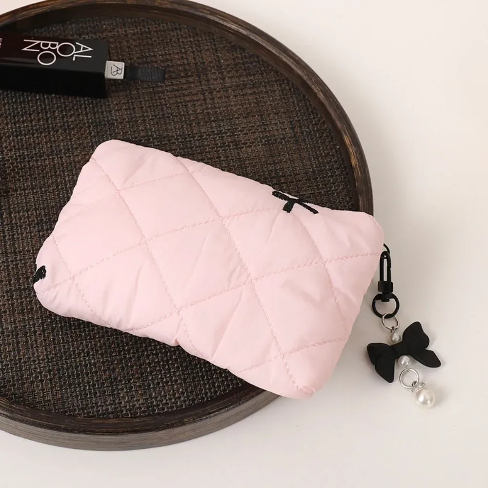 sac de maquillage en coton matelassé, sac de rangement pour serviettes hygiéniques, coquette à nœud, pochette pour écouteurs de rouge à lèvres de grande capacité