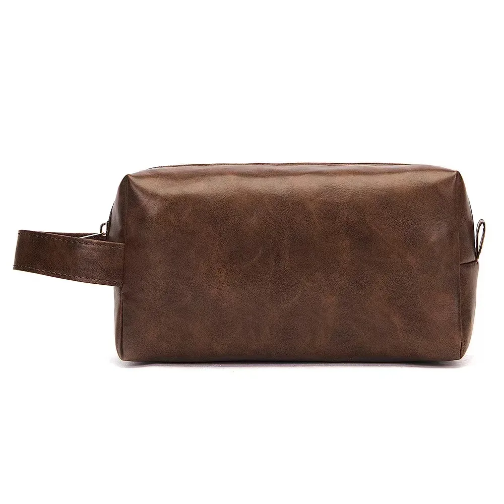 trousse de toilette monogramme doré personnalisée, cuir noir, look pour lui, groomtime, hommes, papa, bestman, père, cadeau