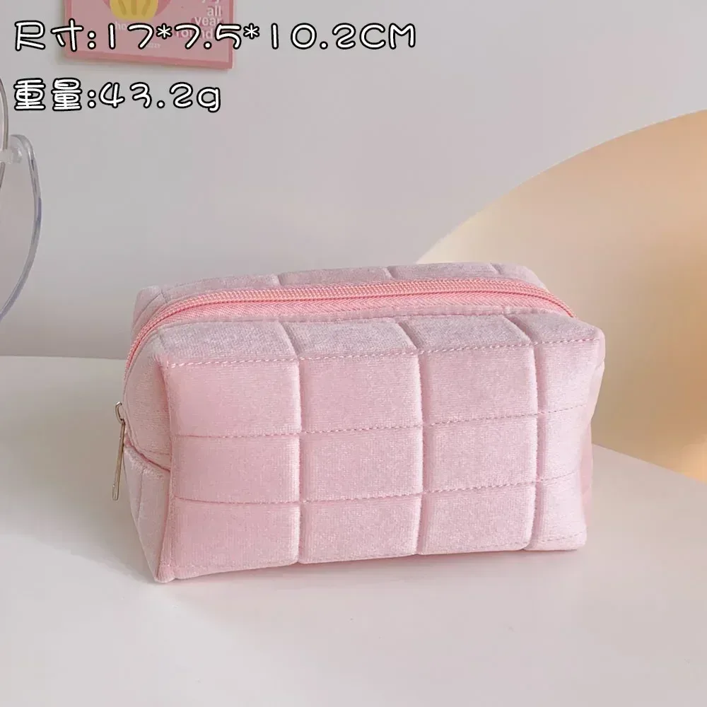 sacs de maquillage en fourrure pour femmes, sac à cosmétiques de voyage souple, étui de rangement mignon pour dames et filles, trousse de maquillage nécessaire, sacs à main solides 1 pièce