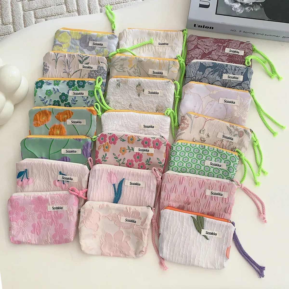 Petite trousse de maquillage cosmétique pour femmes et filles, mini sacs à fleurs en coton, trousse de maquillage rouge à lèvres, sac à main pour enfants, trousse à poudres à monnaie